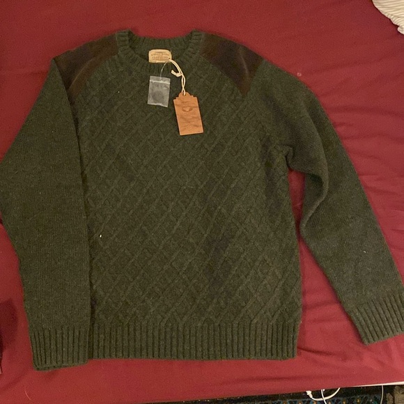 Large NWT Telluride Clothing Company Sweater - Picture 2 of 3